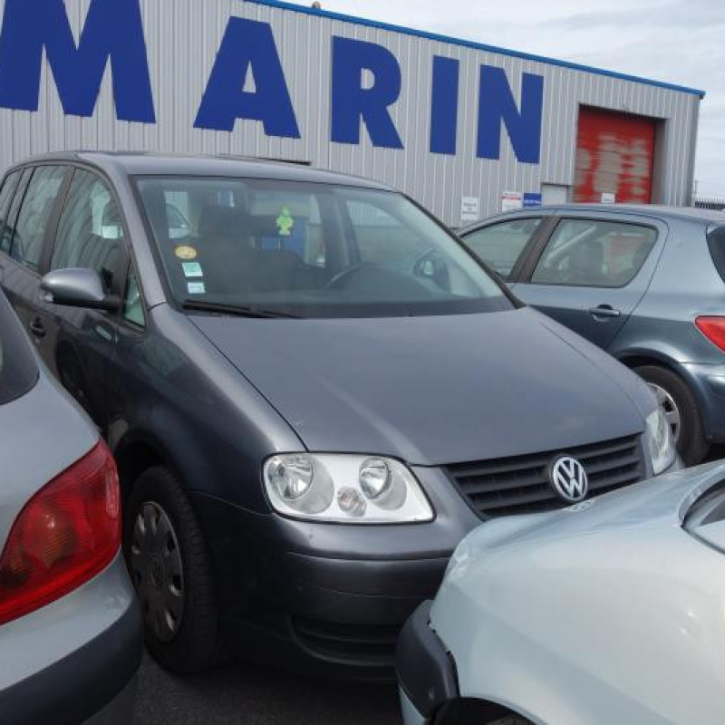 Renfort pare choc avant (traverse) VOLKSWAGEN TOURAN 1 Photo n°2