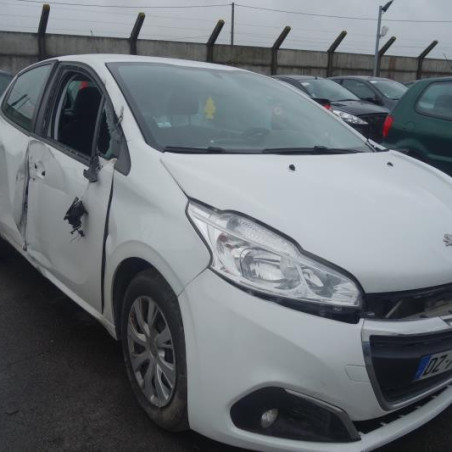 Vitre arriere droit PEUGEOT 208 1