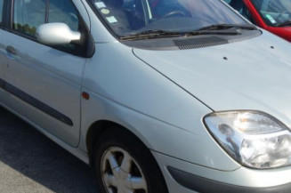 Plage arriere RENAULT SCENIC 1