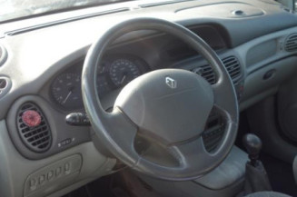 Plage arriere RENAULT SCENIC 1