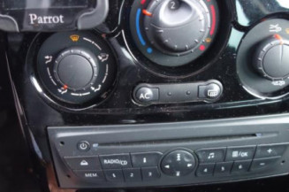 Ecran GPS RENAULT CLIO 3