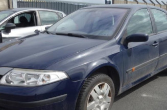 Pompe à carburant RENAULT LAGUNA 2