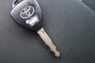 Poignee porte arriere gauche TOYOTA RAV4 3