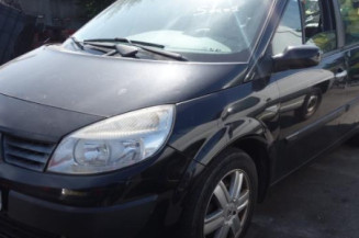 Renfort pare choc avant (traverse) RENAULT SCENIC 2