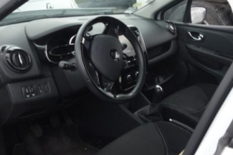 Vitre arriere gauche RENAULT CLIO 4