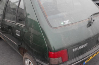 Leve vitre mecanique arriere droit PEUGEOT 205