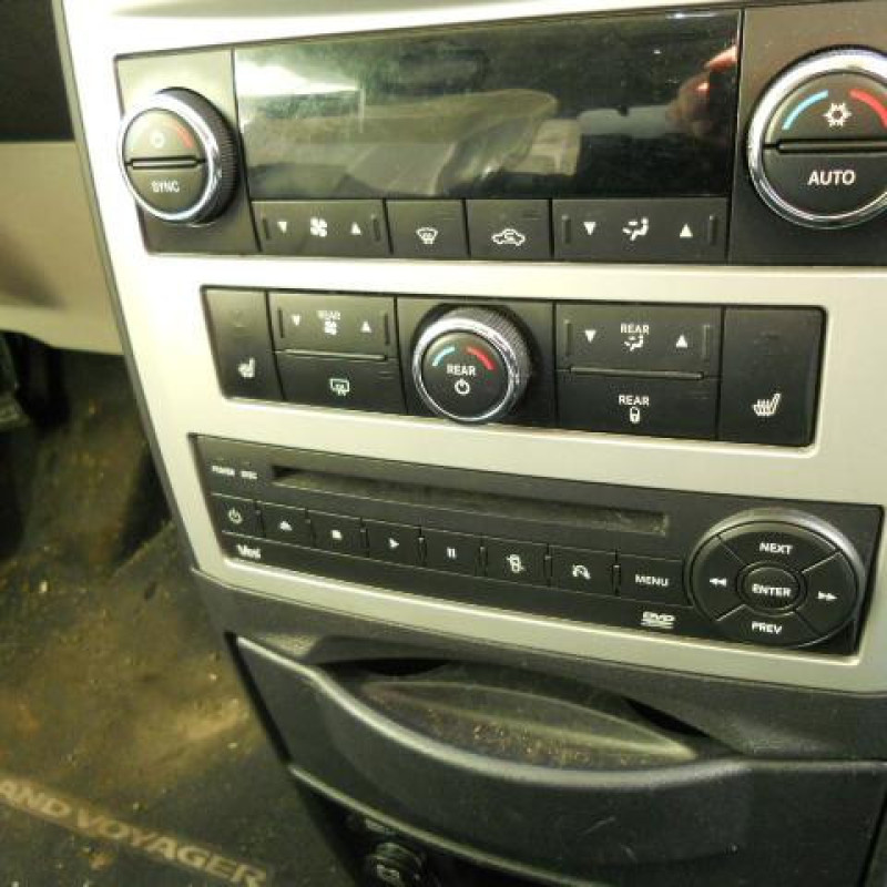 Leve vitre electrique arriere gauche CHRYSLER GRAND VOYAGER 5 Photo n°11