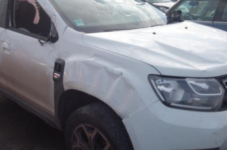 Poignee porte avant gauche DACIA DUSTER 2