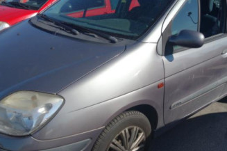 Traverse superieure RENAULT SCENIC 1