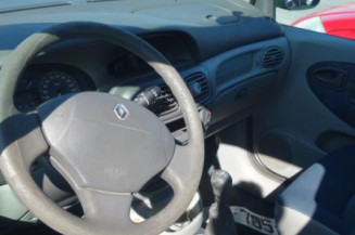 Traverse superieure RENAULT SCENIC 1