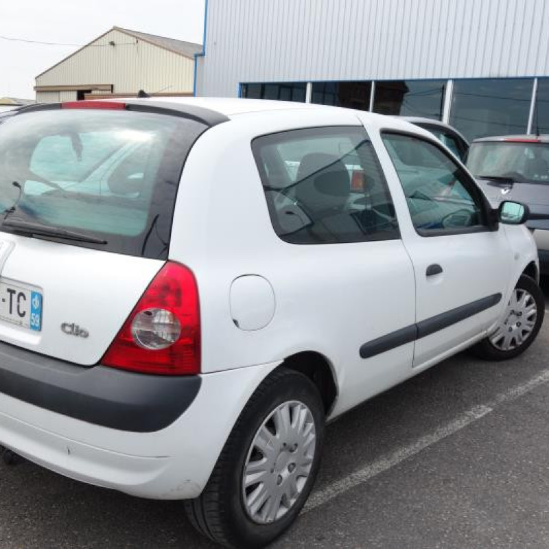 Plage arriere RENAULT CLIO 2 Photo n°3