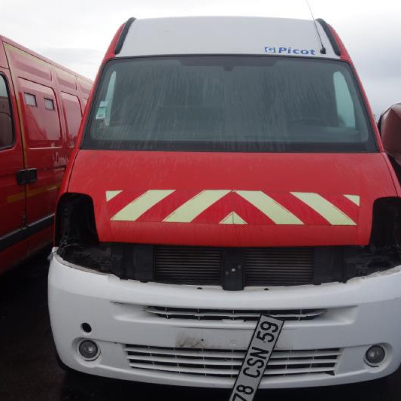 Crosse arriere gauche RENAULT MASTER 2 Photo n°5