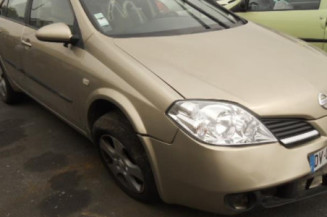 Vitre avant gauche NISSAN PRIMERA 4