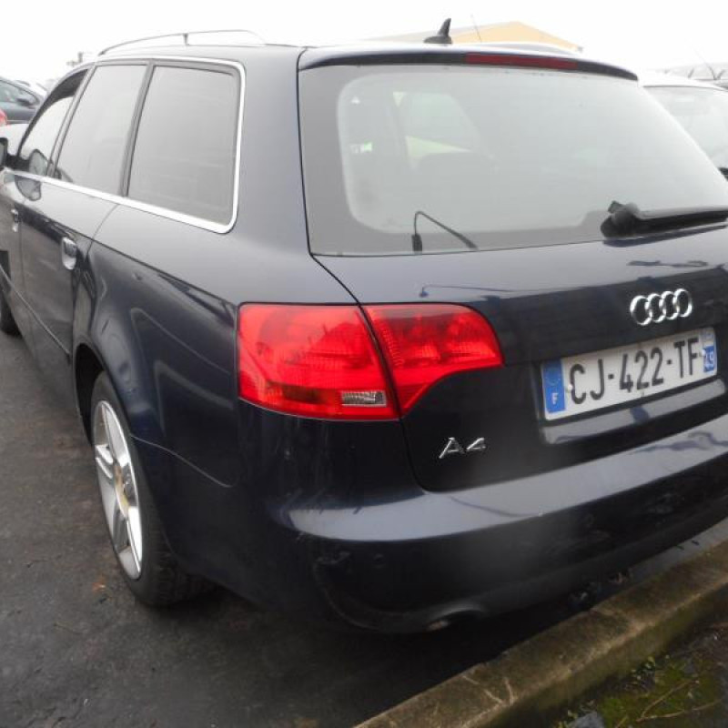 Pare choc arriere AUDI A4 2 Photo n°9