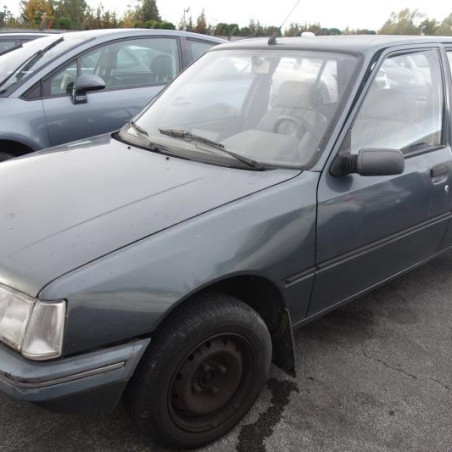 Leve vitre mecanique arriere droit PEUGEOT 205