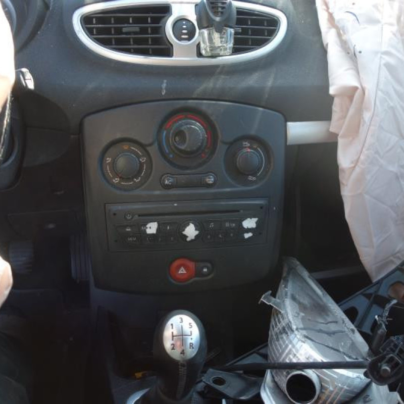 Leve vitre mecanique arriere droit RENAULT CLIO 3 Photo n°7