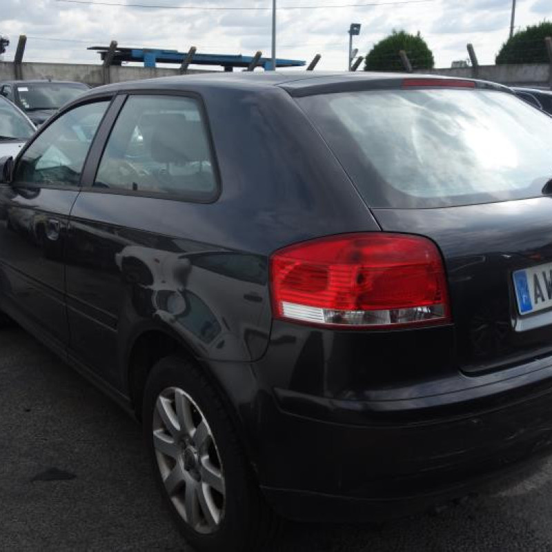 Pare choc arriere AUDI A3 2 Photo n°9