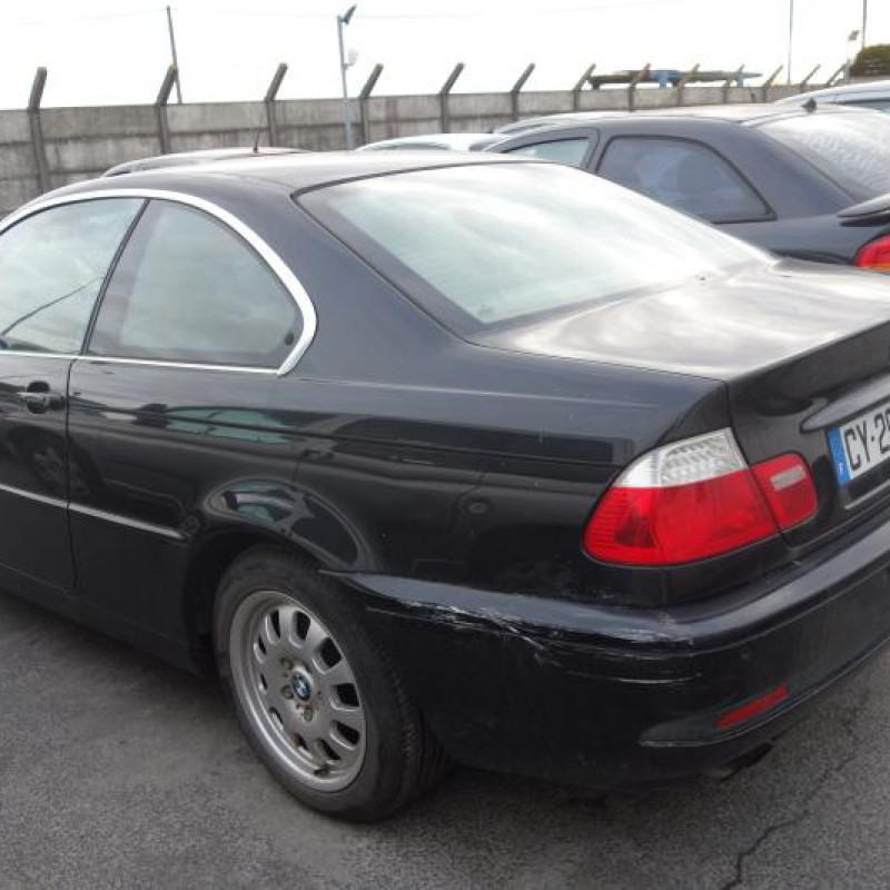 Custode arriere droit BMW SERIE 3 E46 Photo n°4