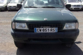 Custode arriere droit OPEL FRONTERA A Photo n°1