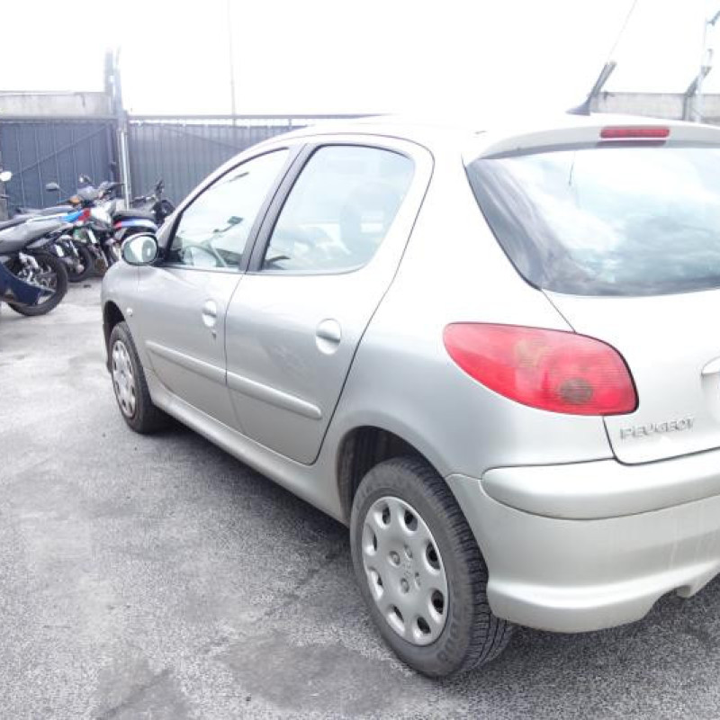 Leve vitre mecanique arriere gauche PEUGEOT 206 Photo n°6