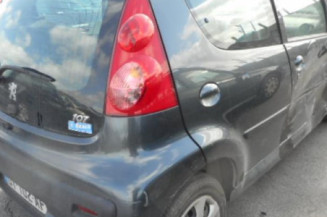 Poignee porte avant droit PEUGEOT 107