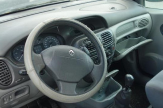 Poignee interieur arriere droit RENAULT SCENIC 1