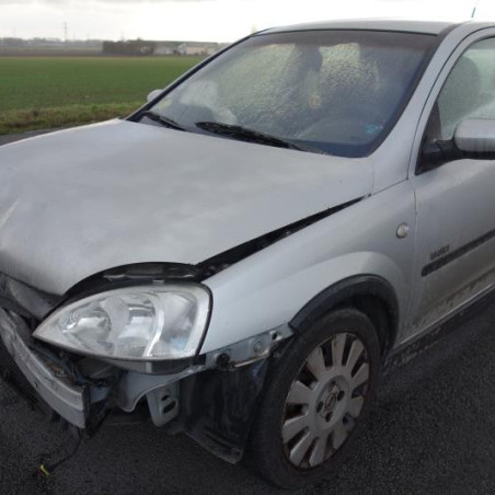 Vitre arriere droit OPEL CORSA C Photo n°1