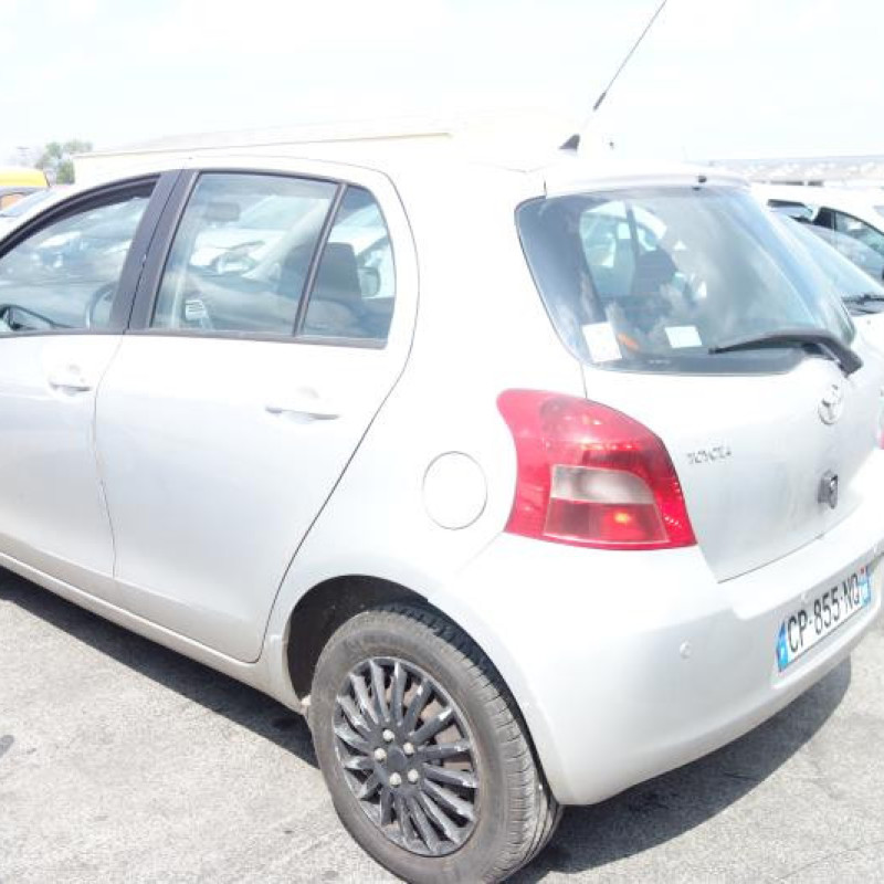 Poignee porte arriere droit TOYOTA YARIS 2 Photo n°7