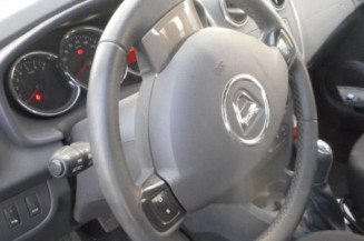 Poignee interieur avant droit DACIA SANDERO 2