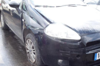 Anti brouillard droit (feux) FIAT GRANDE PUNTO