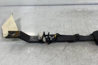 Attache ceinture avant gauche NISSAN QASHQAI 1