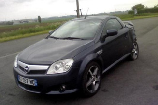 Bras essuie glace avant droit OPEL TIGRA 2