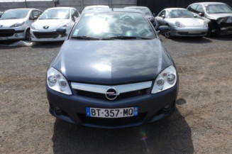 Bras essuie glace avant droit OPEL TIGRA 2