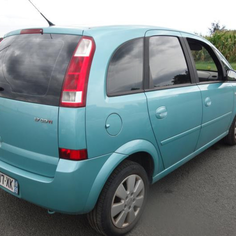 Feu factice arriere droit OPEL MERIVA A Photo n°5