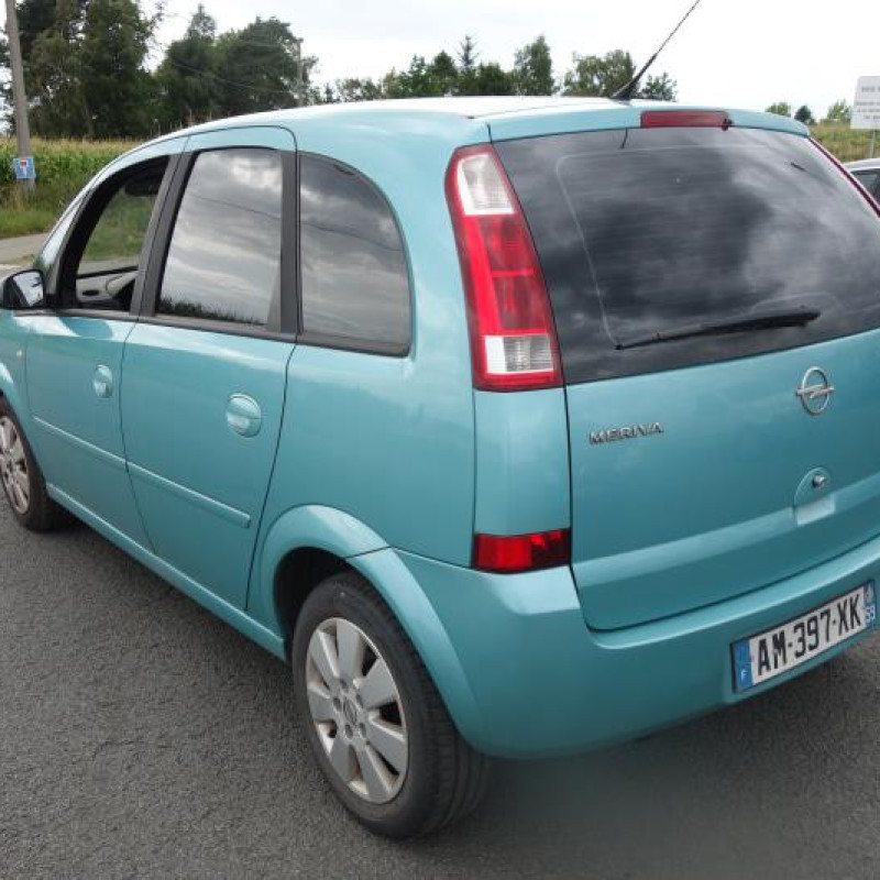 Feu factice arriere droit OPEL MERIVA A Photo n°6