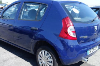 Poignee interieur arriere droit DACIA SANDERO 1