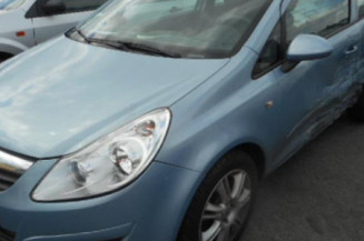 Poignee porte avant gauche OPEL CORSA D