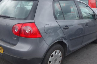 Vitre avant droit VOLKSWAGEN GOLF 5