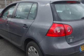 Vitre avant droit VOLKSWAGEN GOLF 5