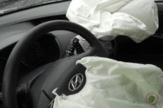 Poignee interieur avant droit HYUNDAI I 20 1