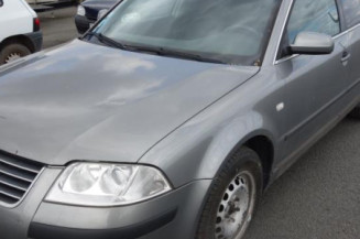 Pare choc arriere VOLKSWAGEN PASSAT 4