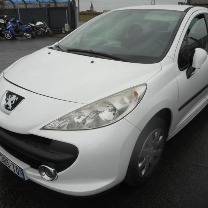 Pare choc arriere PEUGEOT 207 Photo n°8