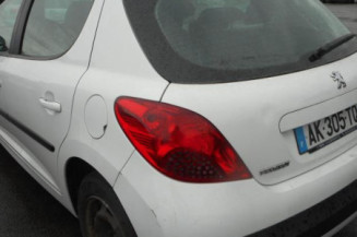 Pare choc arriere PEUGEOT 207