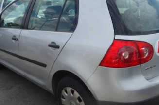 Vitre avant droit VOLKSWAGEN GOLF 5