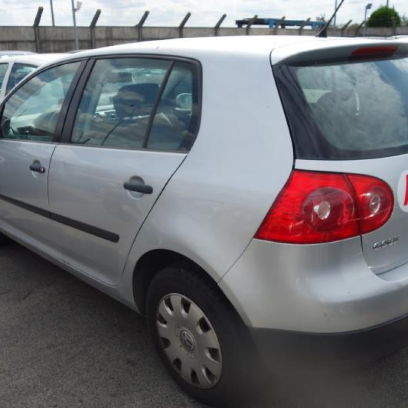 Vitre avant droit VOLKSWAGEN GOLF 5 Photo n°4