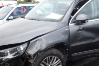 Poignee porte avant droit VOLKSWAGEN TIGUAN 1