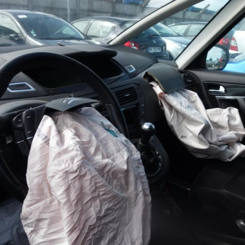 Pompe de direction CITROEN C4 GRAND PICASSO 1 Photo n°7