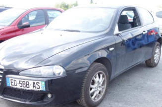 Eclairage de plafonnier ALFA ROMEO 147