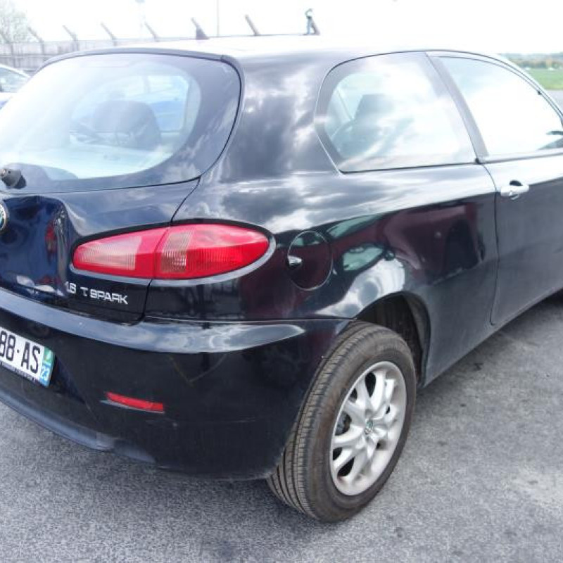 Eclairage de plafonnier ALFA ROMEO 147 Photo n°5