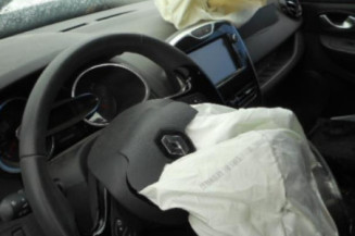 Poignee interieur arriere droit RENAULT CLIO 4